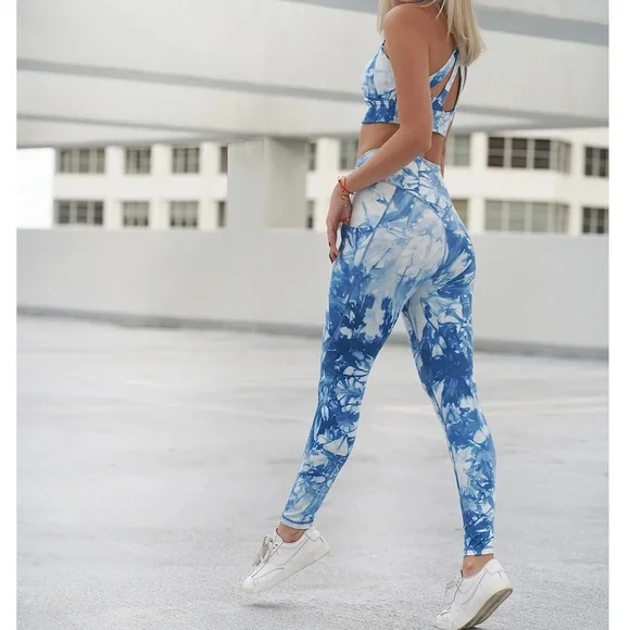 Balance Athletica, Pants & Jumpsuits, Balance Athletica Blue Tie Dye  Clarity High Rise Leggings Xs